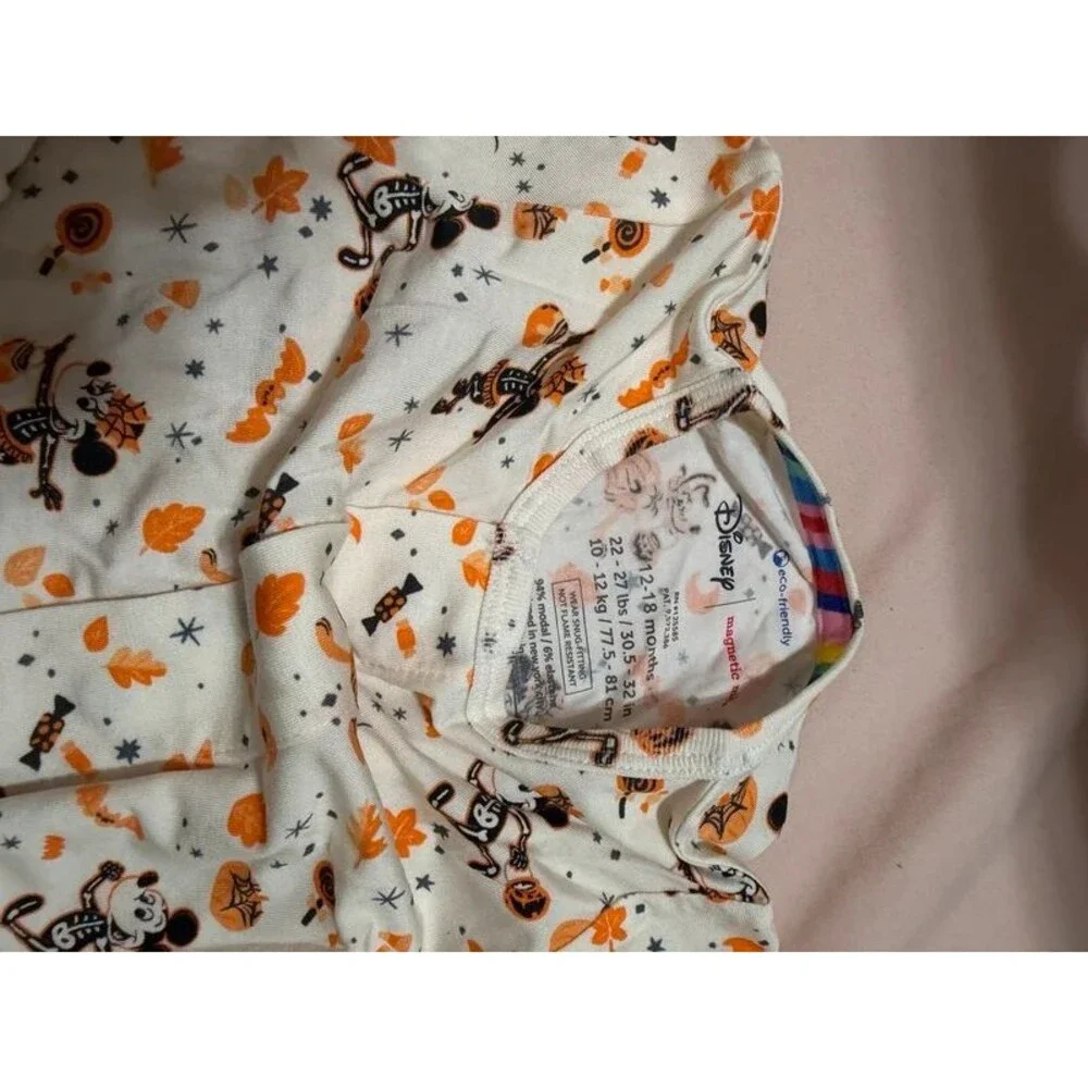 New magnetic me Magnetic Coverall Mickey Halloween